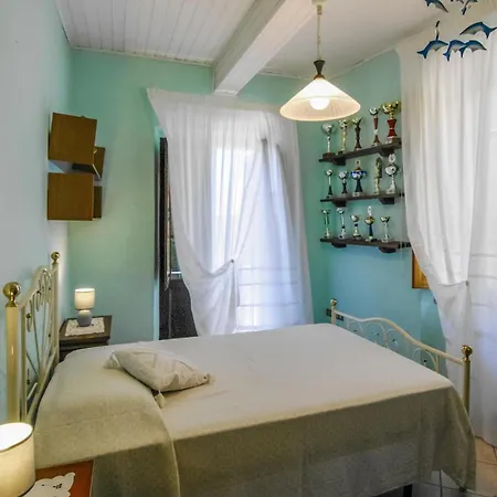 Amazing In With Jacuzzi Vakantiehuis