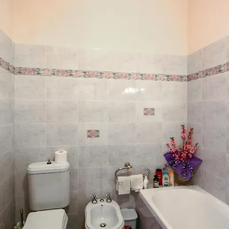 Amazing In With Jacuzzi * Sommocolonia
